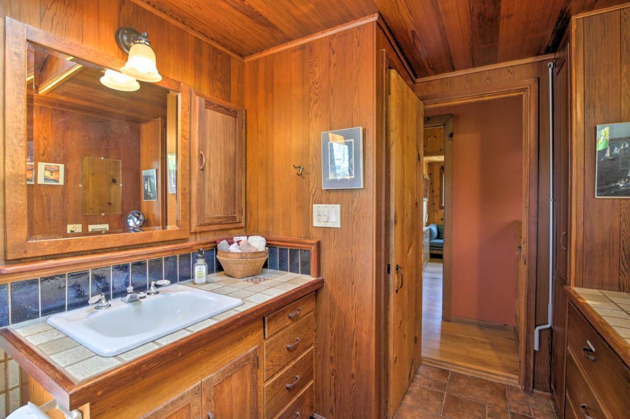 Hillside Home With Deck And Views Of Tomales Bay! Inverness Kültér fotó